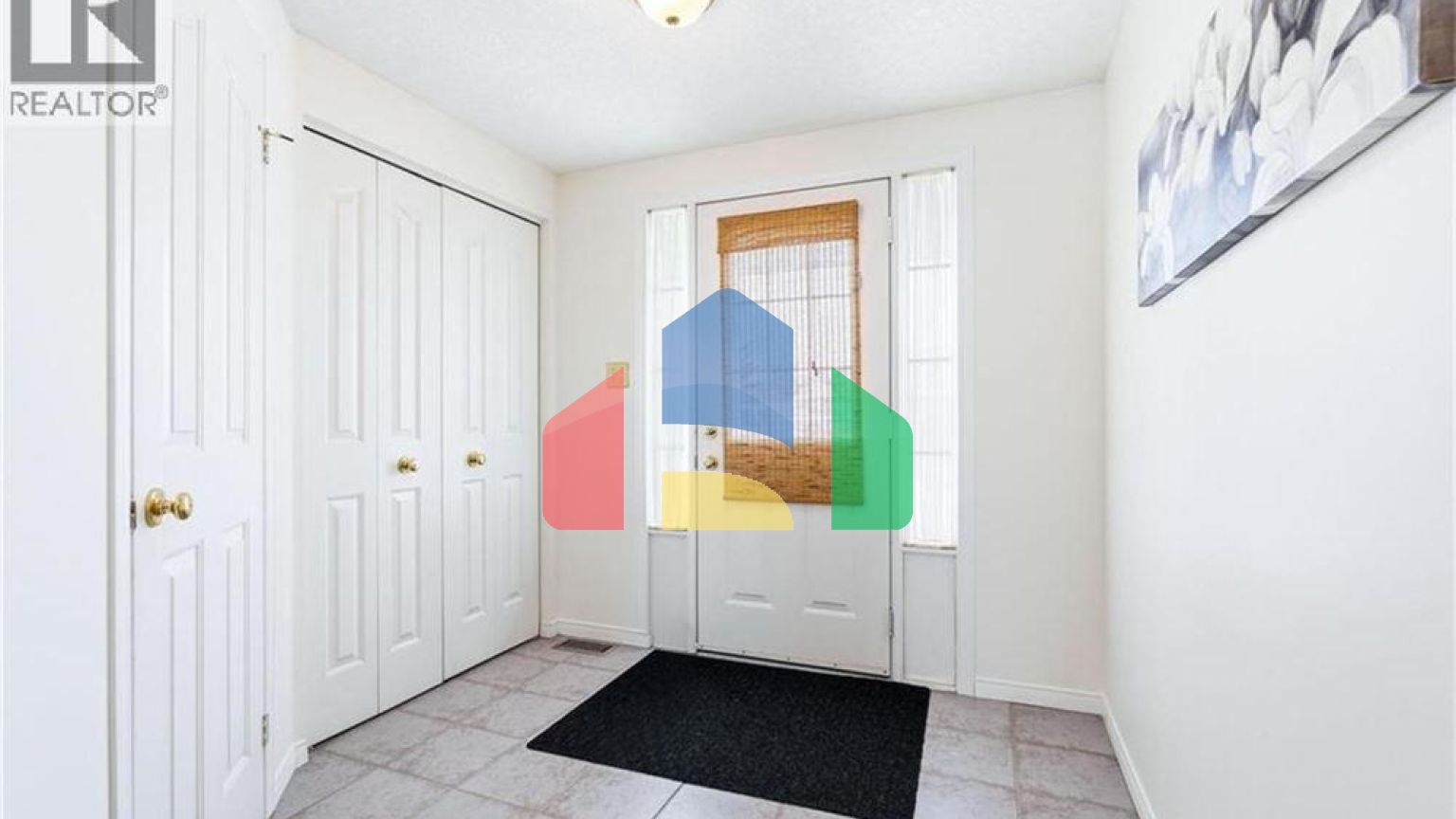 Residential - Single Family Home - Waterloo, Canada - Canada