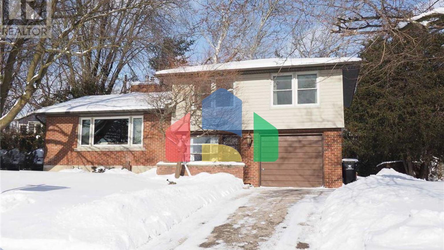 Residential - Single Family Home - Waterloo, Canada - Canada