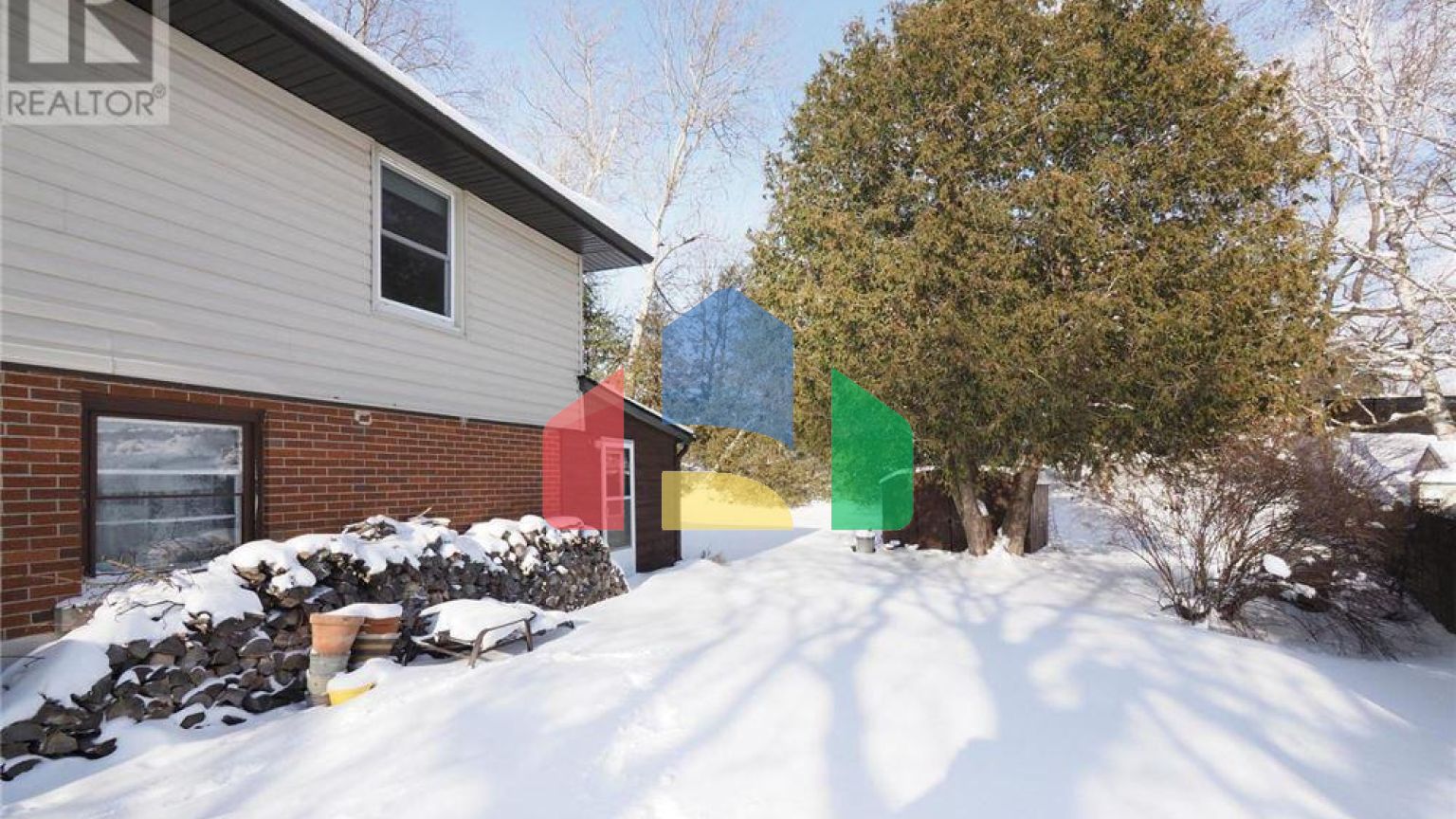 Residential - Single Family Home - Waterloo, Canada - Canada