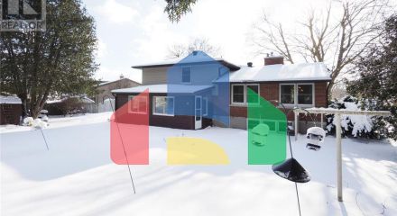 Residential - Single Family Home - Waterloo, Canada - Canada