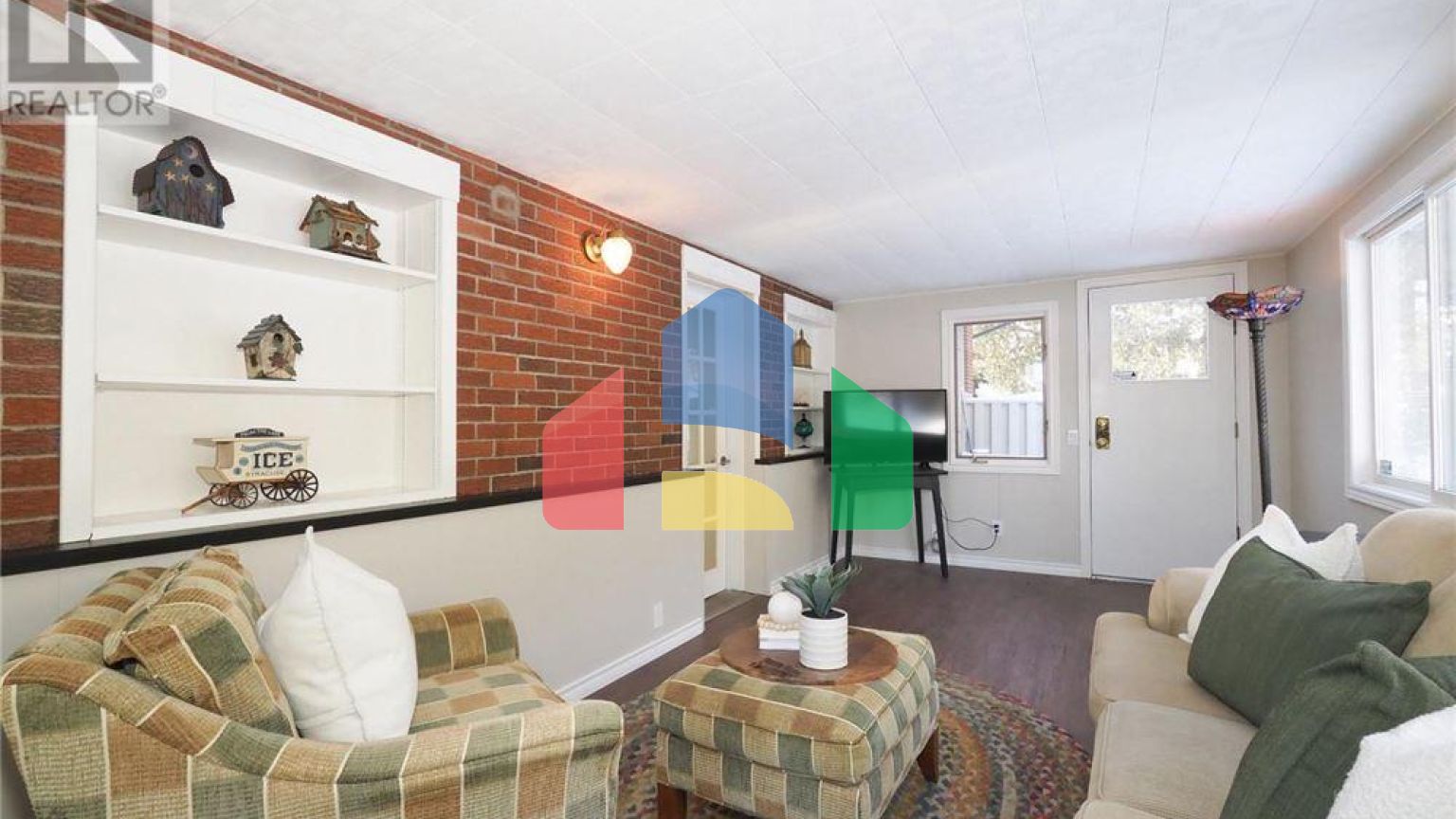 Residential - Single Family Home - Waterloo, Canada - Canada