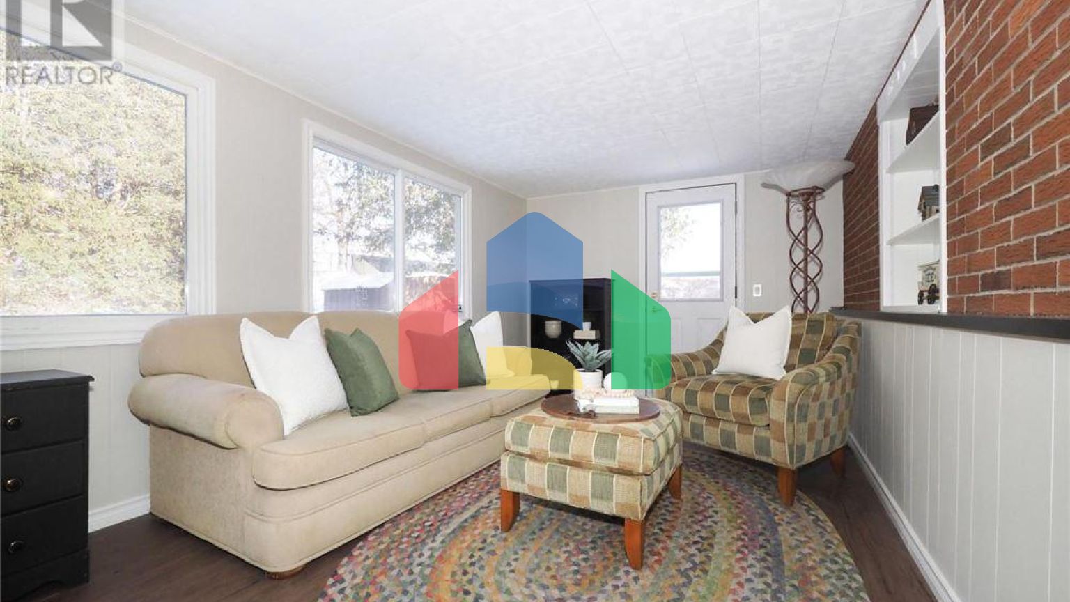 Residential - Single Family Home - Waterloo, Canada - Canada