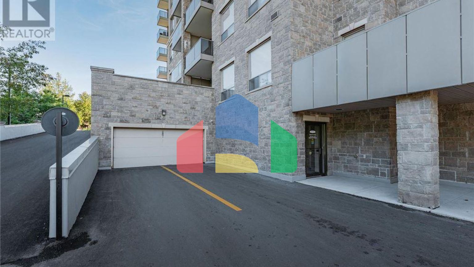 Residential - Condo/Apartment - Waterloo, Canada - Canada