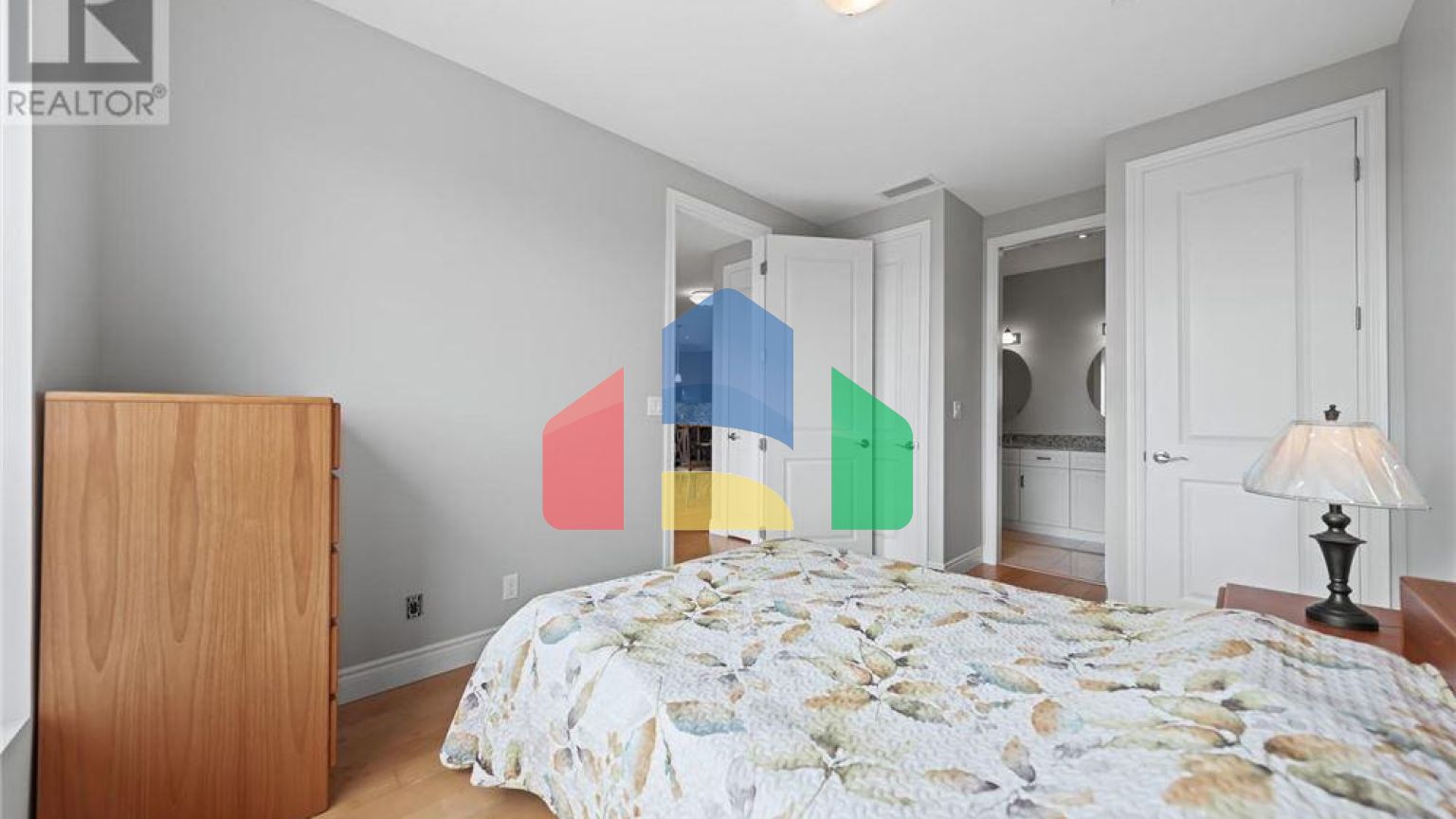 Residential - Condo/Apartment - Waterloo, Canada - Canada