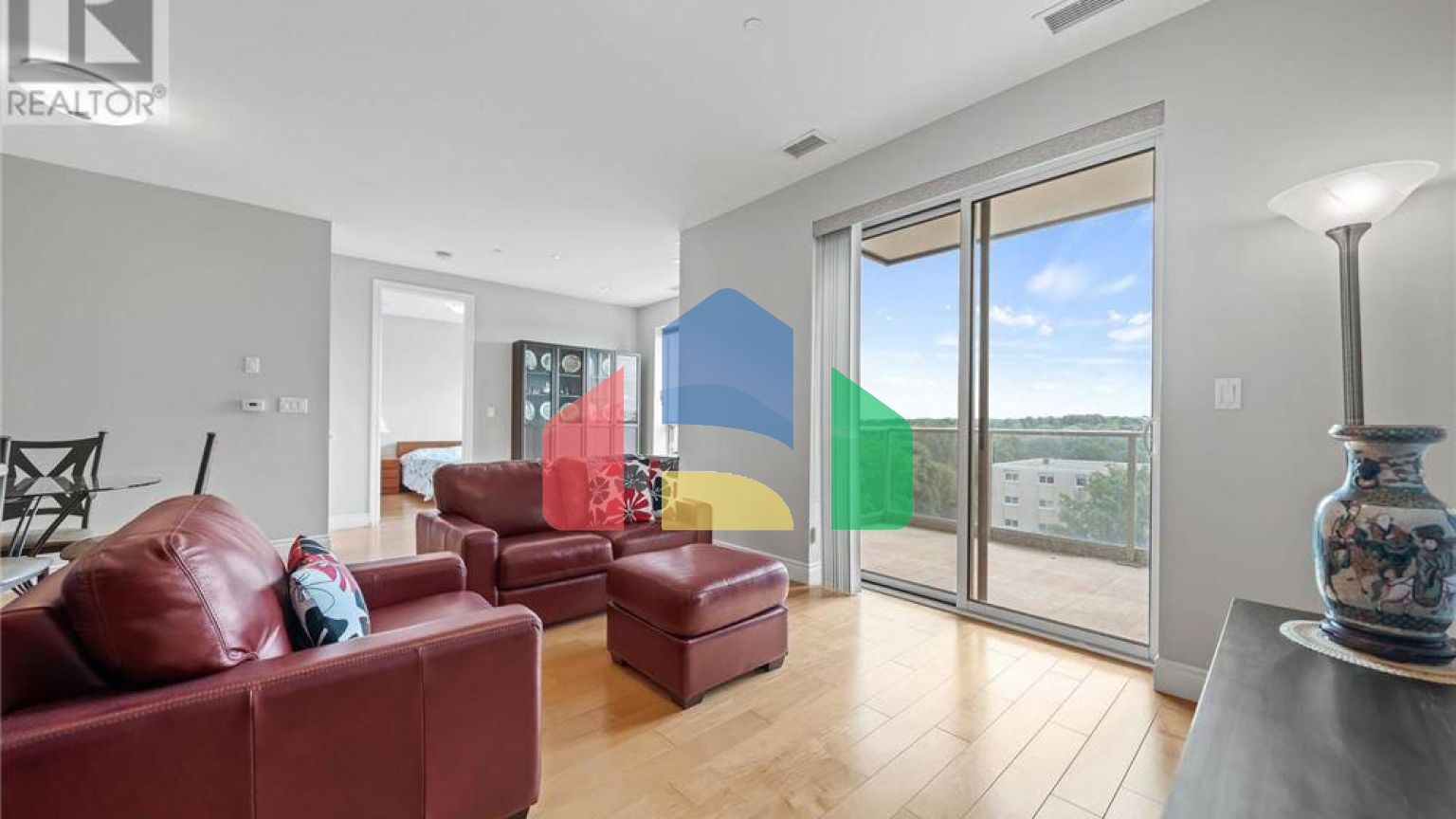 Residential - Condo/Apartment - Waterloo, Canada - Canada