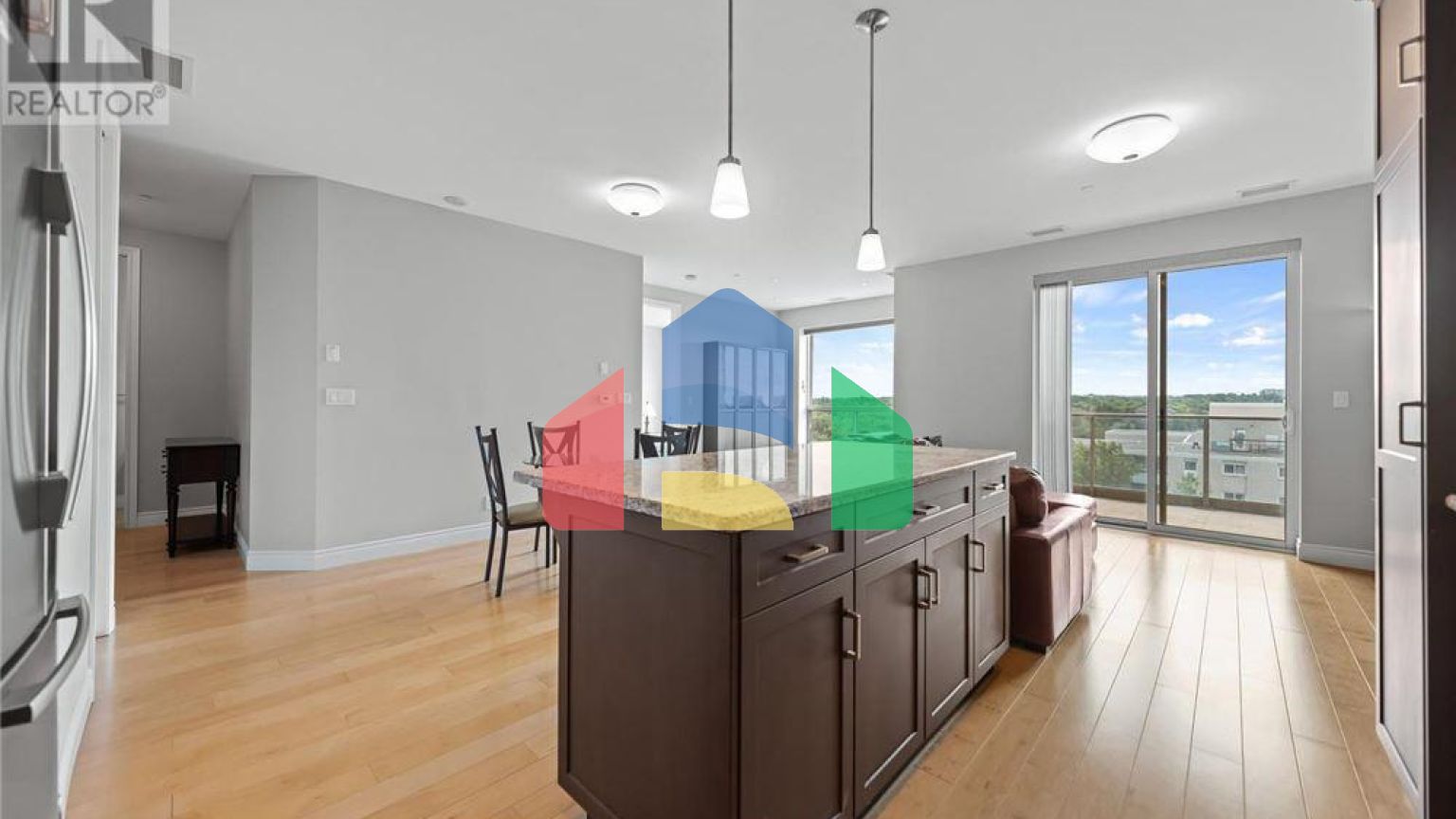 Residential - Condo/Apartment - Waterloo, Canada - Canada