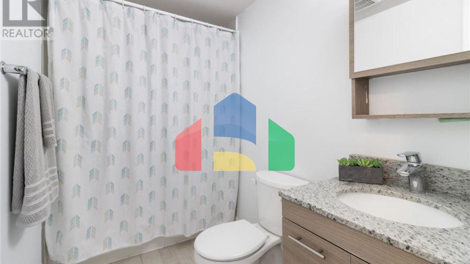 Residential - Condo/Apartment - Waterloo, Canada - Canada