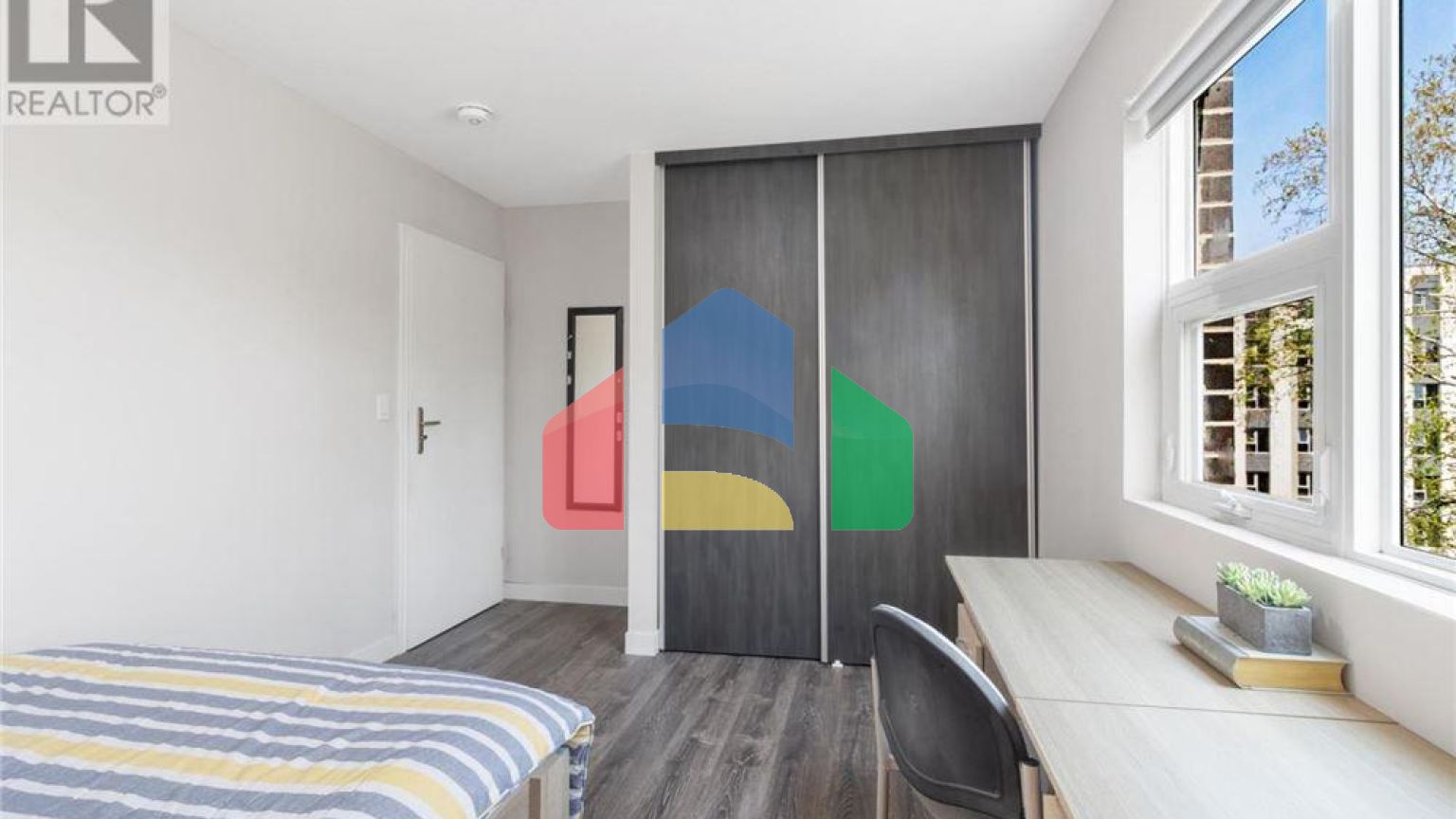 Residential - Condo/Apartment - Waterloo, Canada - Canada