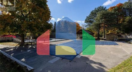 Residential - Single Family Home - Waterloo, Canada - Canada