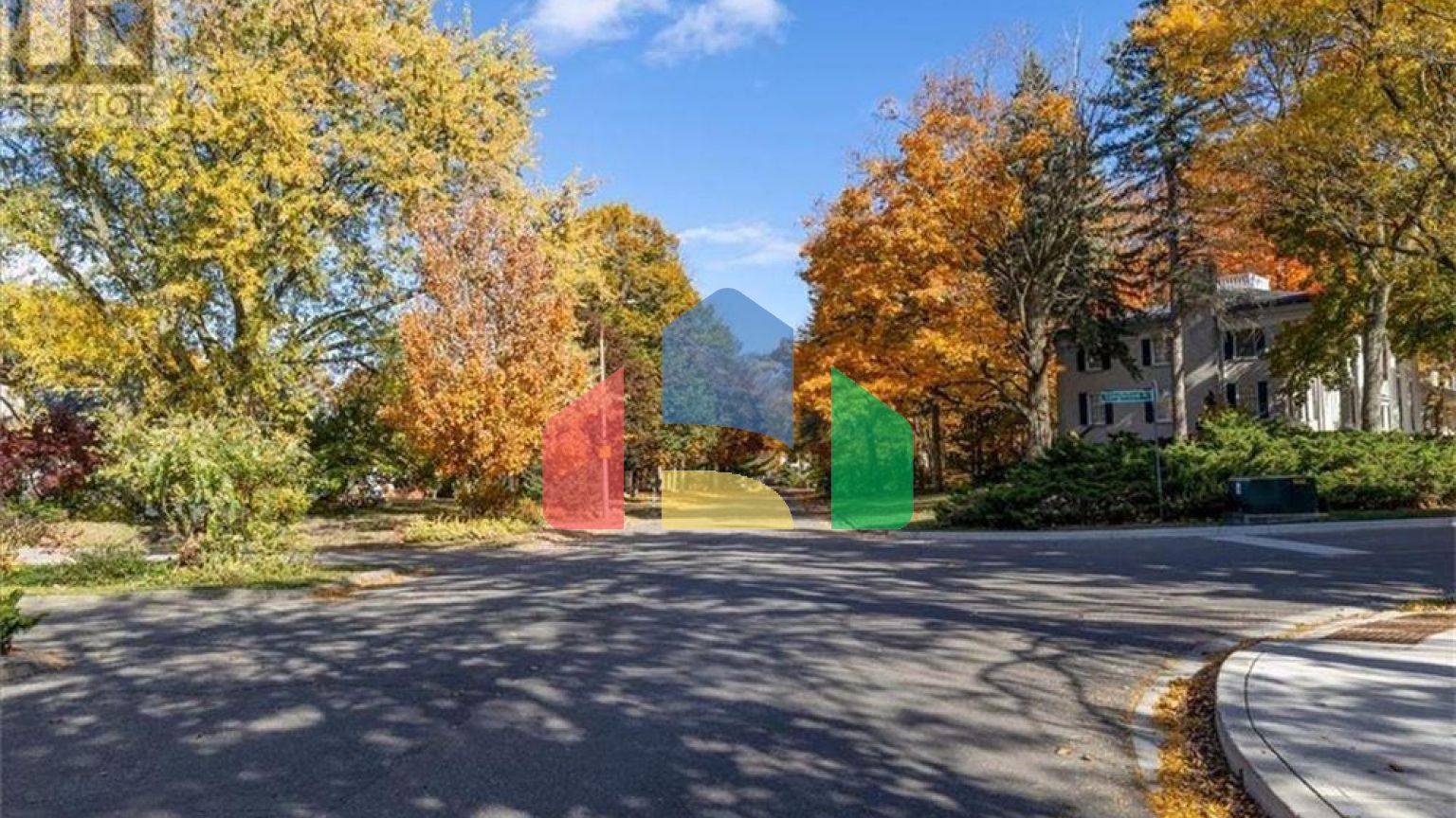 Residential - Single Family Home - Waterloo, Canada - Canada