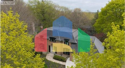 Residential - Single Family Home - Waterloo, Canada - Canada