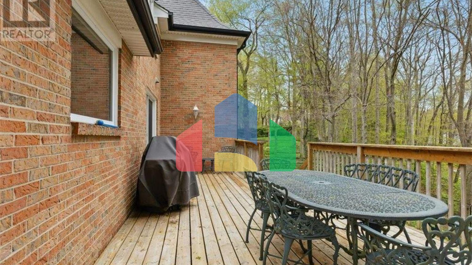 Residential - Single Family Home - Waterloo, Canada - Canada