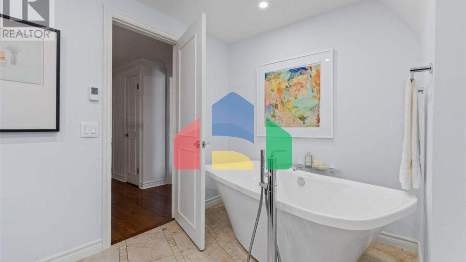 Residential - Single Family Home - Waterloo, Canada - Canada