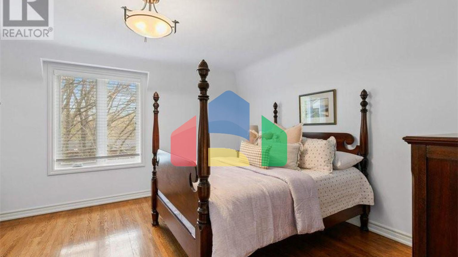 Residential - Single Family Home - Waterloo, Canada - Canada