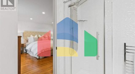 Residential - Single Family Home - Waterloo, Canada - Canada