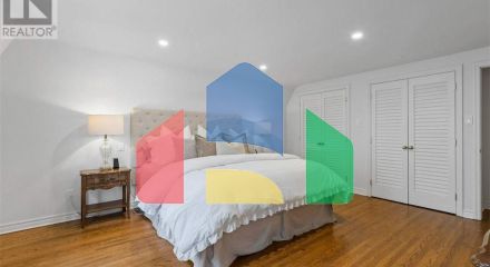 Residential - Single Family Home - Waterloo, Canada - Canada