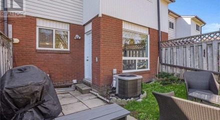 Residential - Condo/Apartment - Waterloo, Canada - Canada