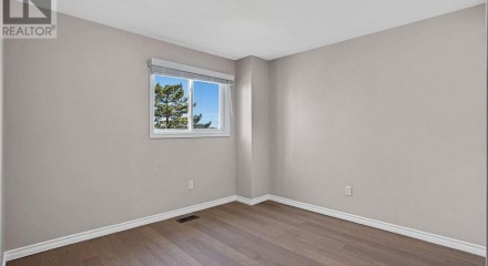 Residential - Condo/Apartment - Waterloo, Canada - Canada