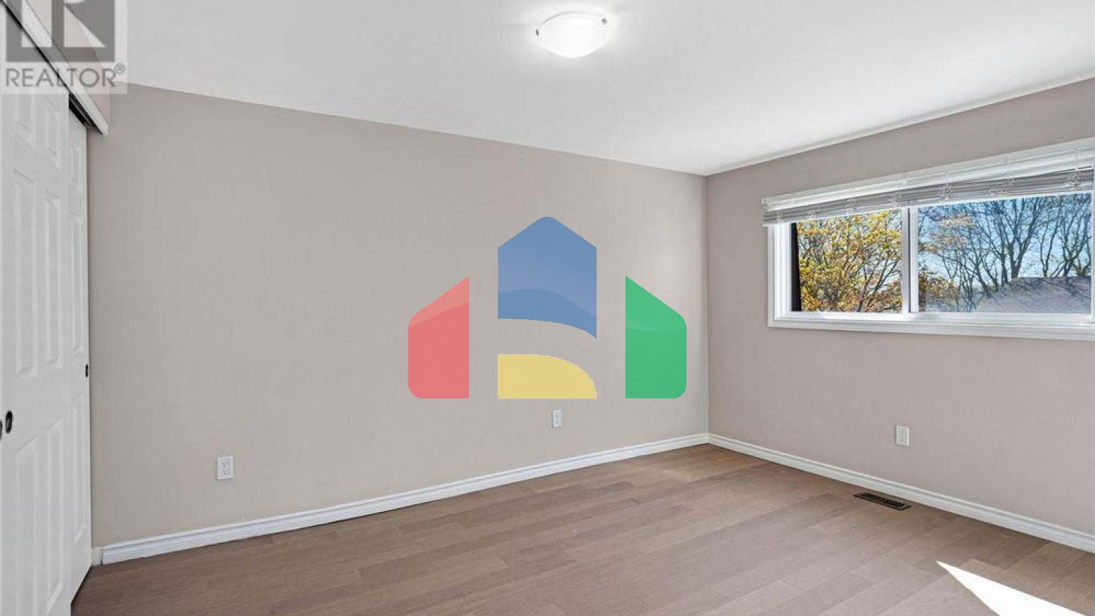 Residential - Condo/Apartment - Waterloo, Canada - Canada