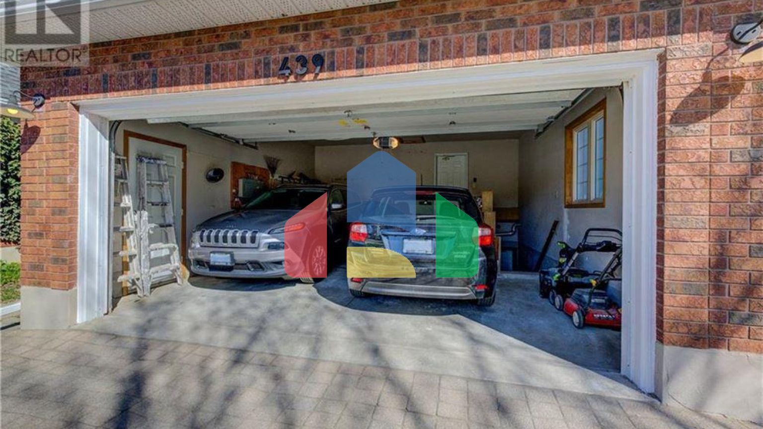 Residential - Single Family Home - Waterloo, Canada - Canada