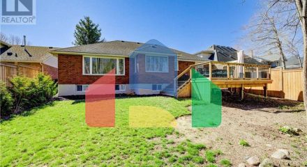 Residential - Single Family Home - Waterloo, Canada - Canada