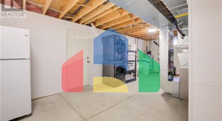 Residential - Single Family Home - Waterloo, Canada - Canada