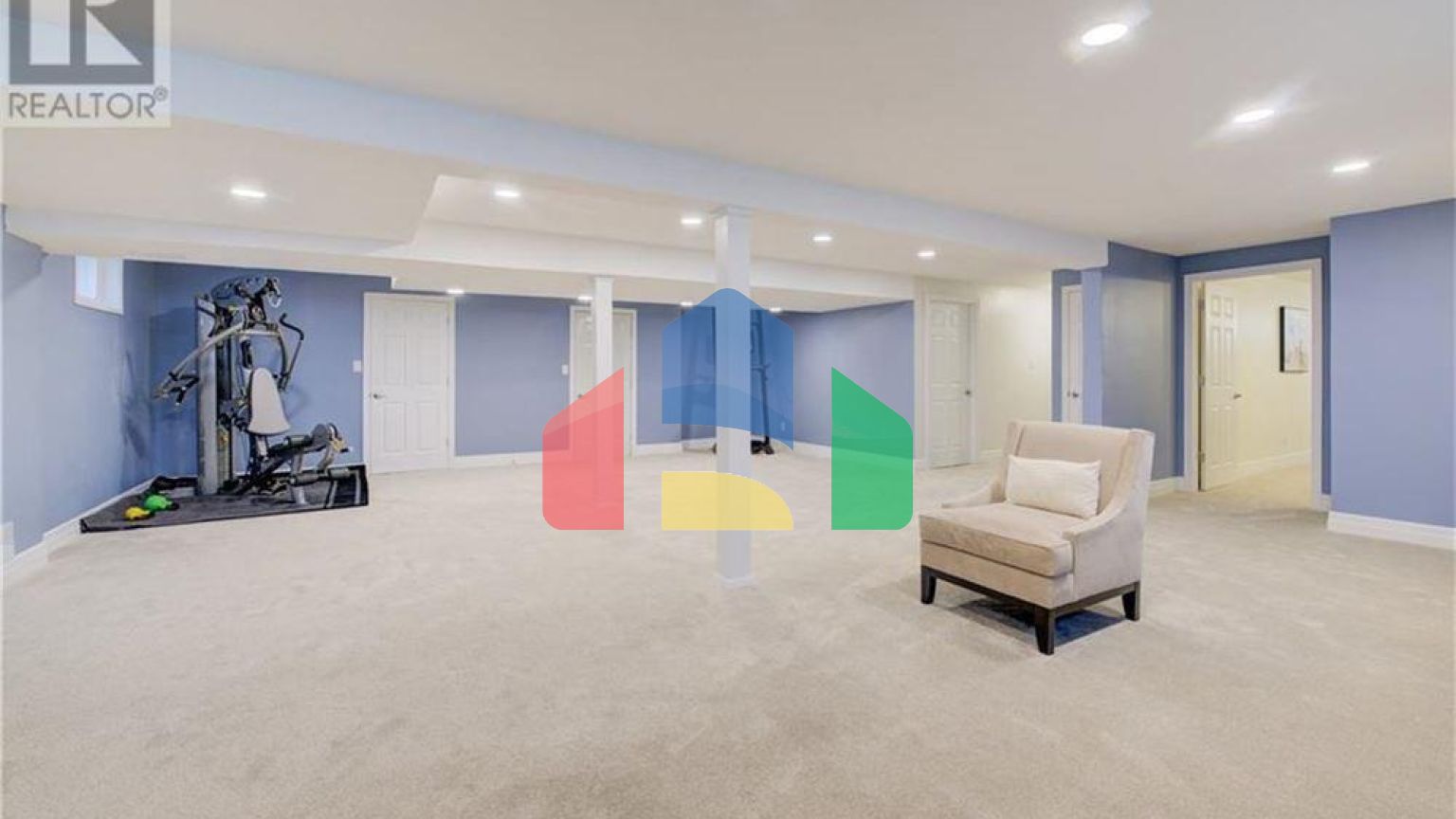 Residential - Single Family Home - Waterloo, Canada - Canada