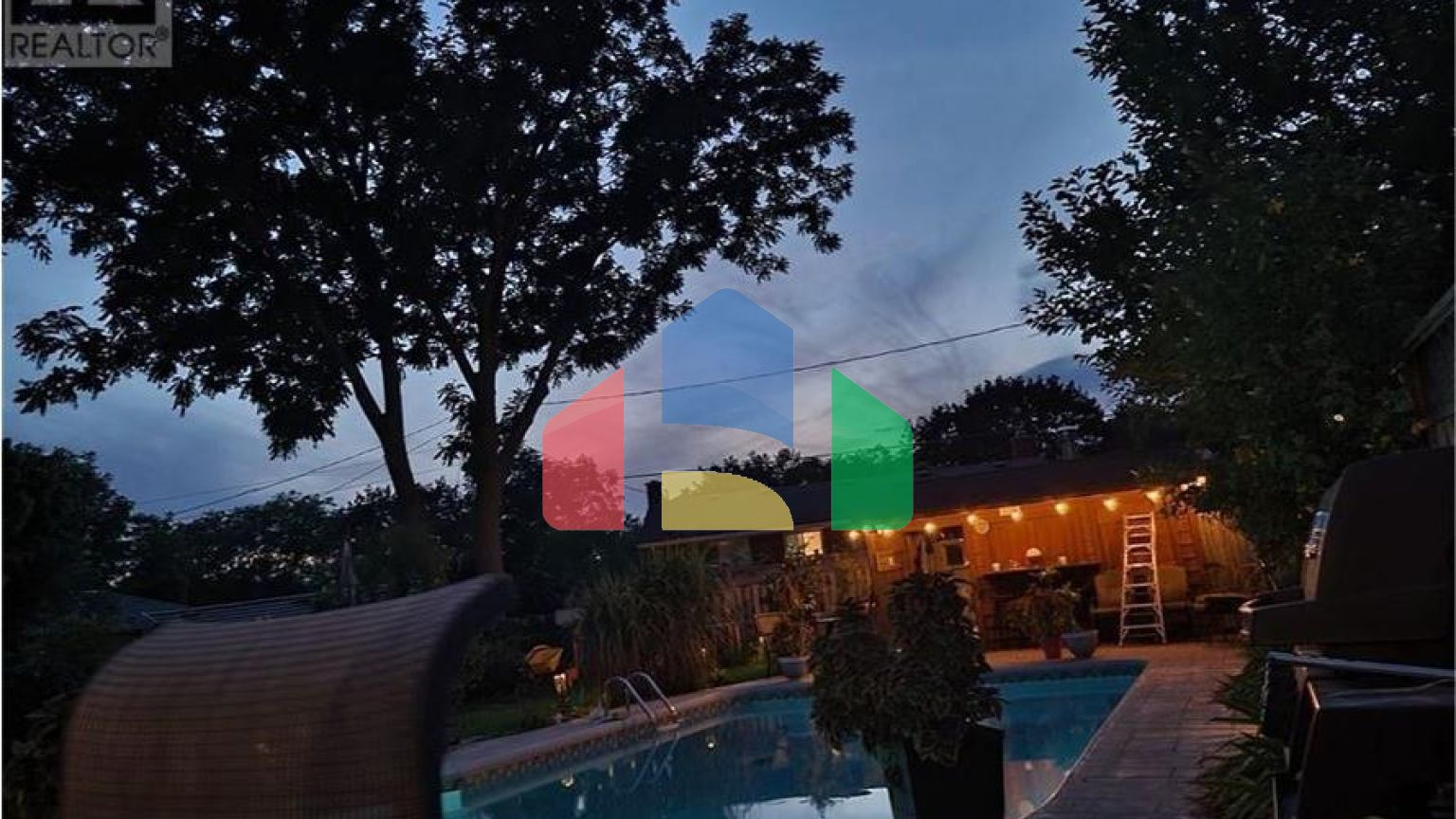 Residential - Single Family Home - Waterloo, Canada - Canada