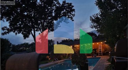 Residential - Single Family Home - Waterloo, Canada - Canada