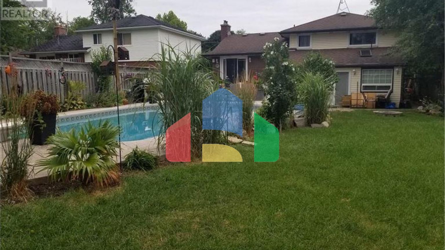 Residential - Single Family Home - Waterloo, Canada - Canada