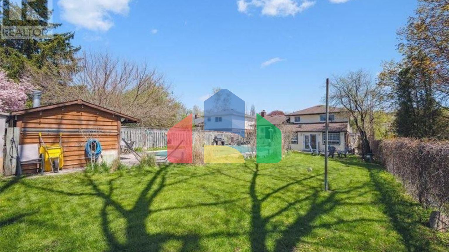 Residential - Single Family Home - Waterloo, Canada - Canada