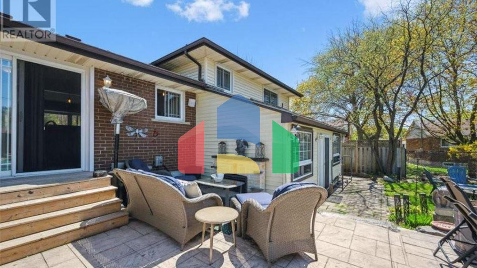 Residential - Single Family Home - Waterloo, Canada - Canada