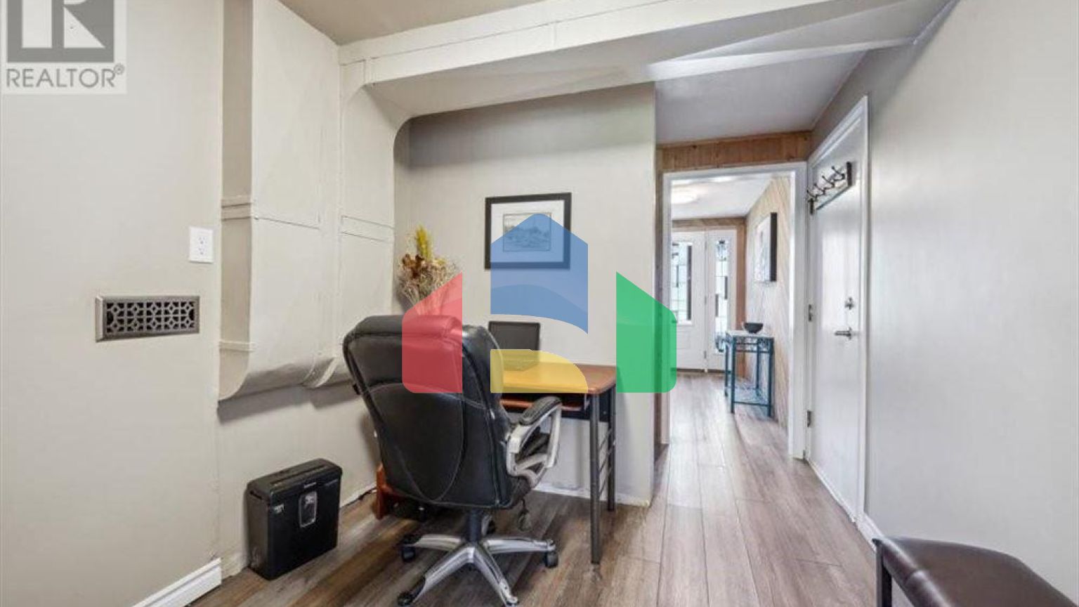 Residential - Single Family Home - Waterloo, Canada - Canada