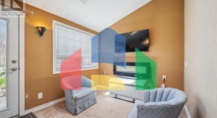 Residential - Single Family Home - Waterloo, Canada - Canada