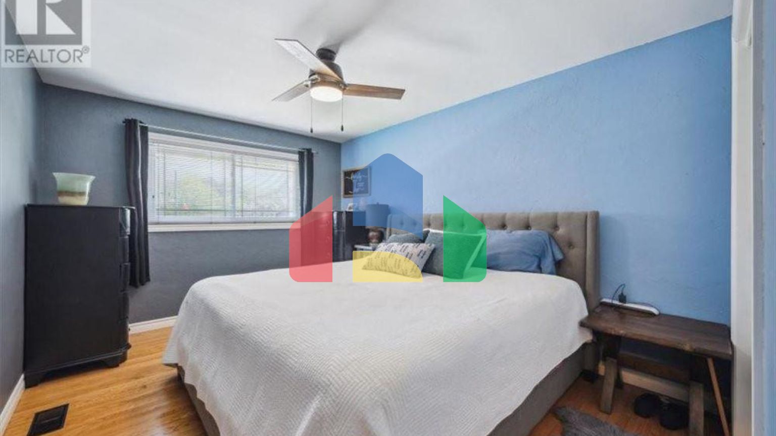 Residential - Single Family Home - Waterloo, Canada - Canada