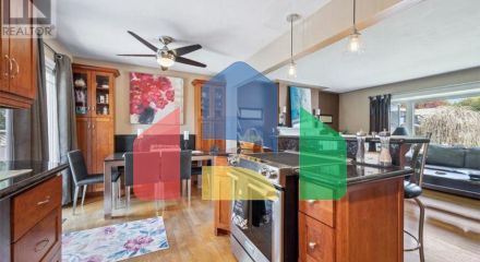 Residential - Single Family Home - Waterloo, Canada - Canada