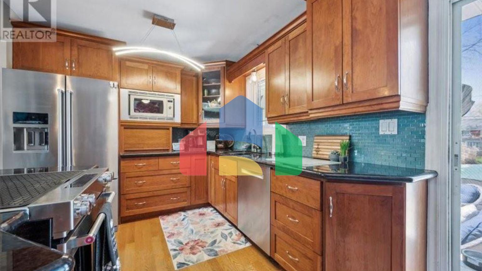 Residential - Single Family Home - Waterloo, Canada - Canada