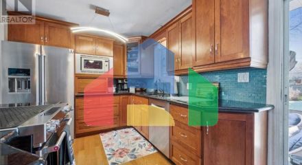 Residential - Single Family Home - Waterloo, Canada - Canada