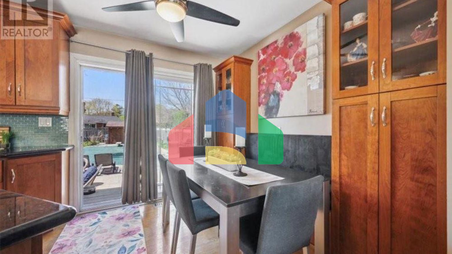 Residential - Single Family Home - Waterloo, Canada - Canada