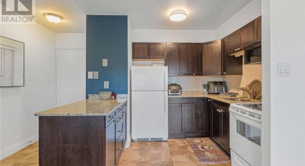 Residential - Condo/Apartment - Waterloo, Canada - Canada