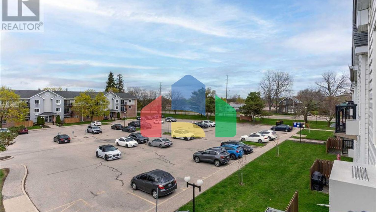 Residential - Condo/Apartment - Waterloo, Canada - Canada