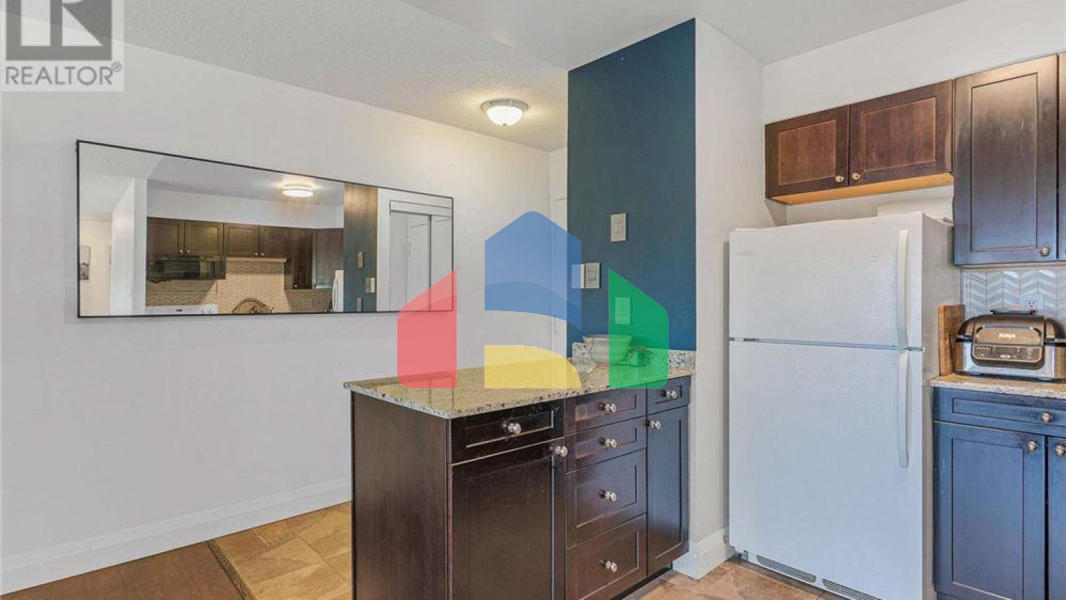 Residential - Condo/Apartment - Waterloo, Canada - Canada