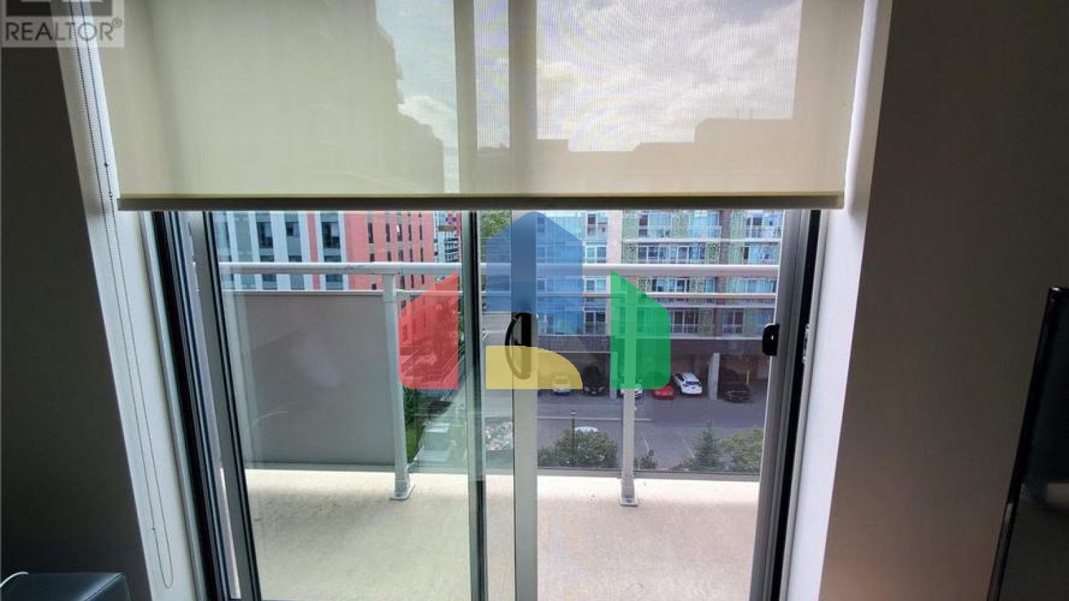 Residential - Condo/Apartment - Waterloo, Canada - Canada