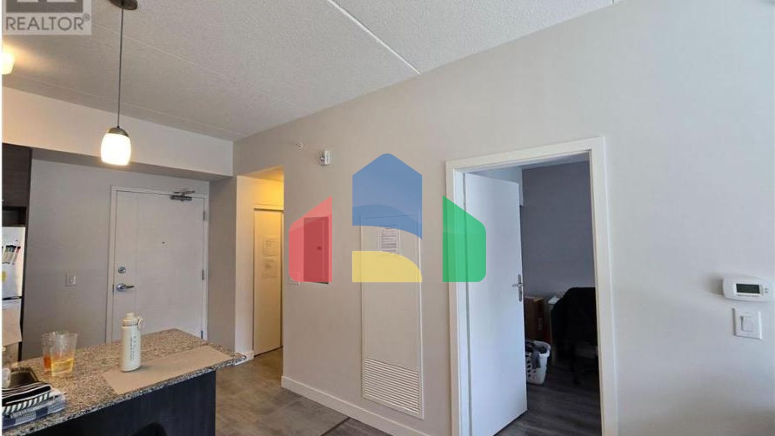 Residential - Condo/Apartment - Waterloo, Canada - Canada