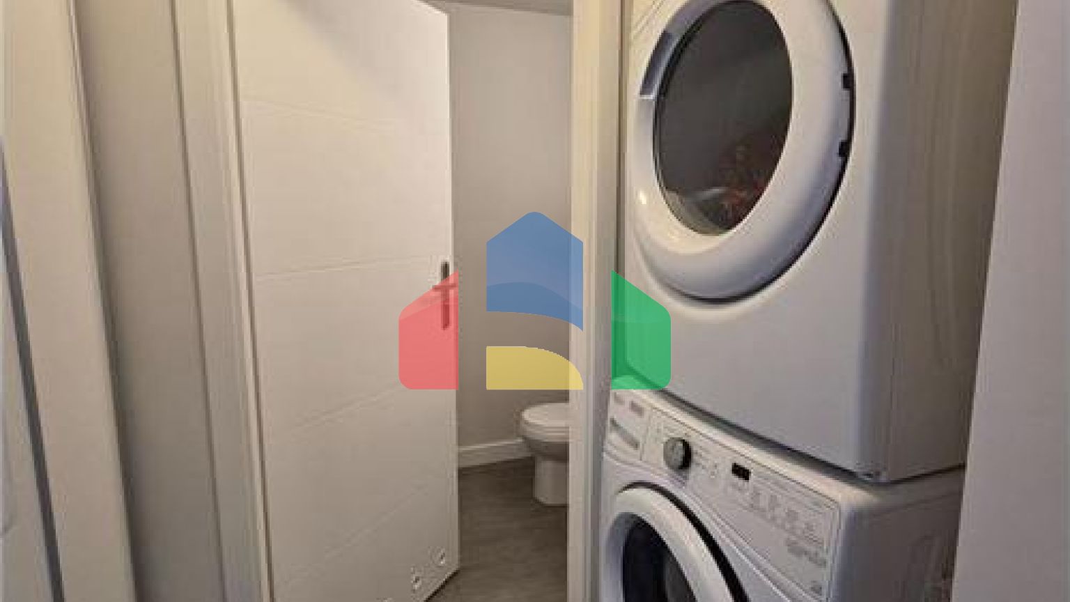 Residential - Condo/Apartment - Waterloo, Canada - Canada