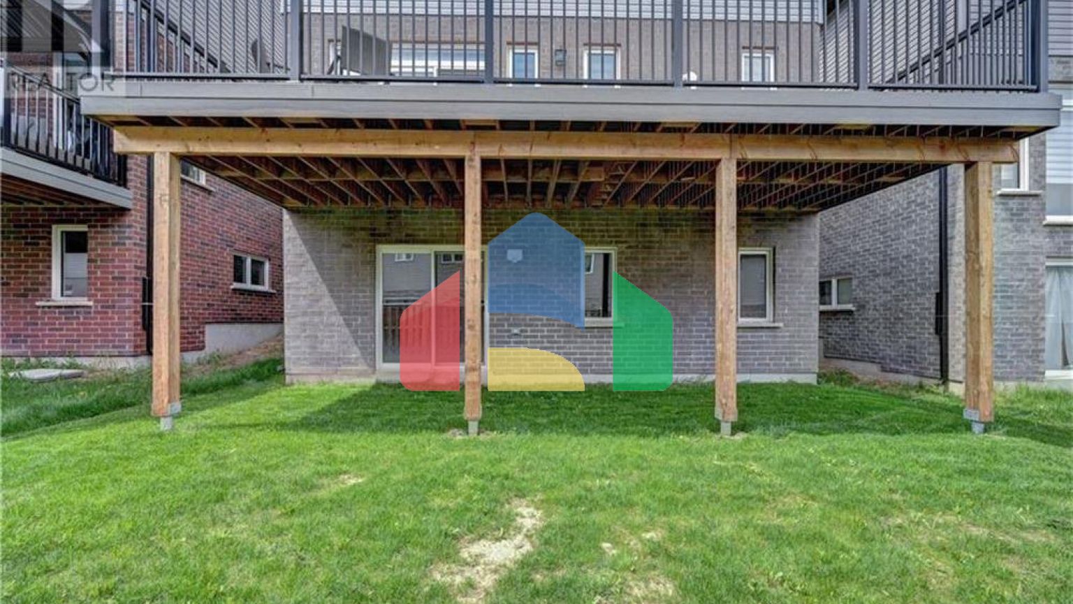 Residential - Single Family Home - Waterloo, Canada - Canada