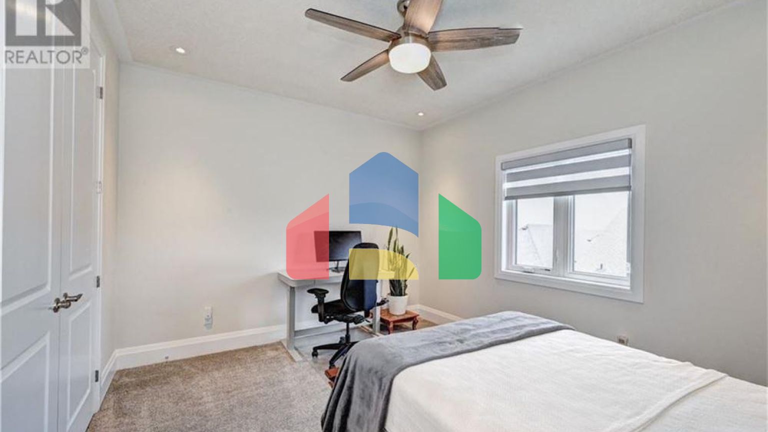 Residential - Single Family Home - Waterloo, Canada - Canada