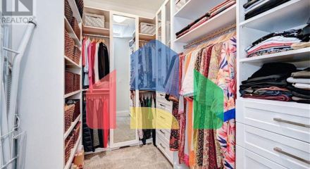 Residential - Single Family Home - Waterloo, Canada - Canada