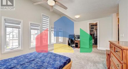 Residential - Single Family Home - Waterloo, Canada - Canada