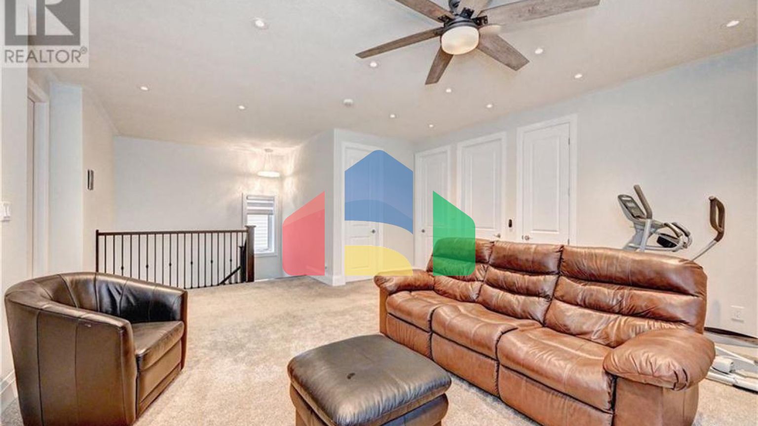 Residential - Single Family Home - Waterloo, Canada - Canada